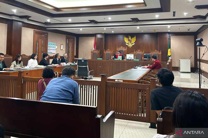 Sidang praperadilan eks Wakil Kepala BGN ditunda jadi Kamis