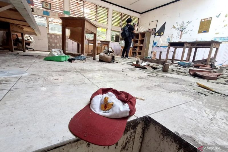 Sudindik Jaksel awasi pembangunan SDN Kebayoran Lama Selatan 09