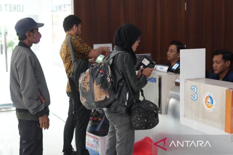 KAI Cirebon catat 288.282 penumpang gunakan "Face Recognition"