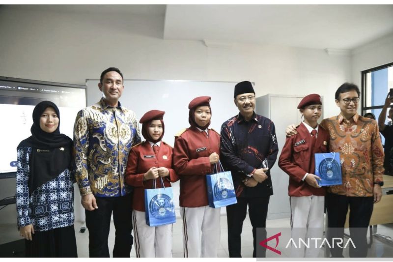 Menkes pesan ke siswa Sekolah Rakyat: Rajin olahraga dan sikat gigi