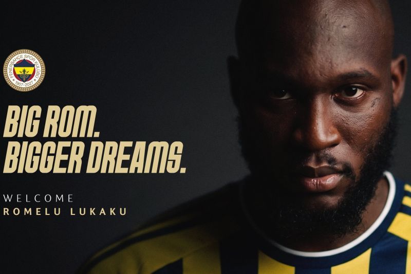 Romelu Lukaku resmi berseragam Fenerbahce setelah tinggalkan Napoli