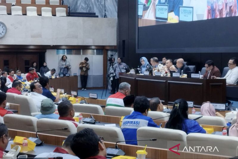 Buruh akan ungkap parpol serius atau tidak bahas RUU Ketenagakerjaan