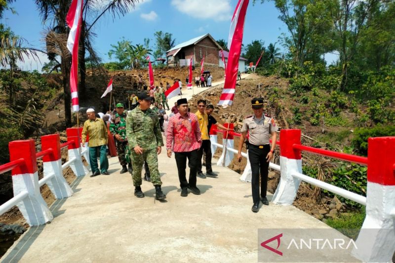 Kodim 0409/Rejang Lebong Bengkulu bangun 12 jembatan di tiga kabupaten