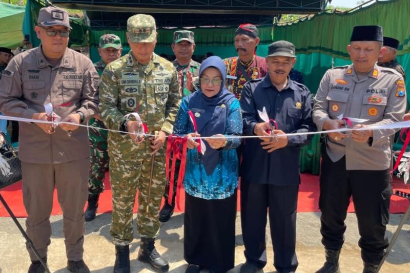 Dandim Magetan-Bupati resmikan Jembatan Perintis Garuda di Desa Ginuk
