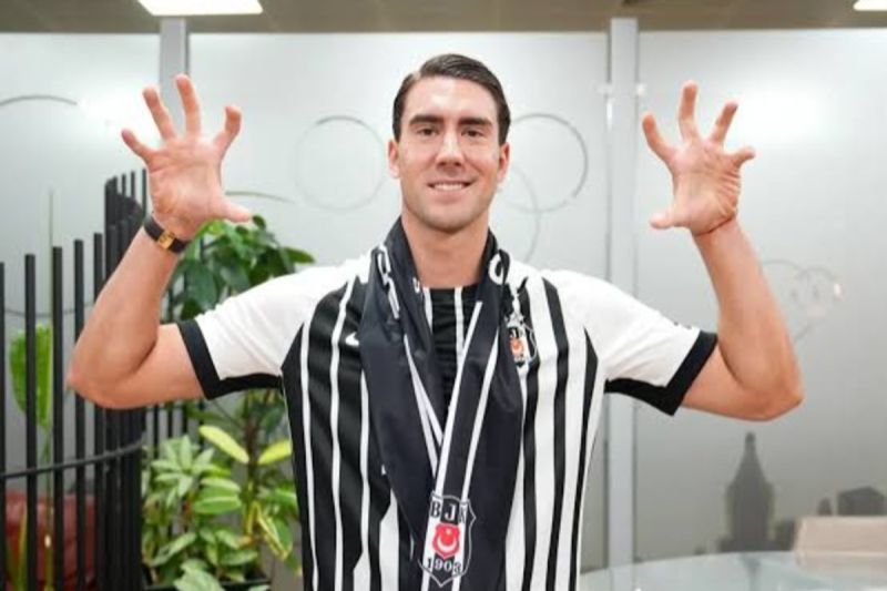 Dusan Vlahovic gabung Besiktas dengan status bebas transfer