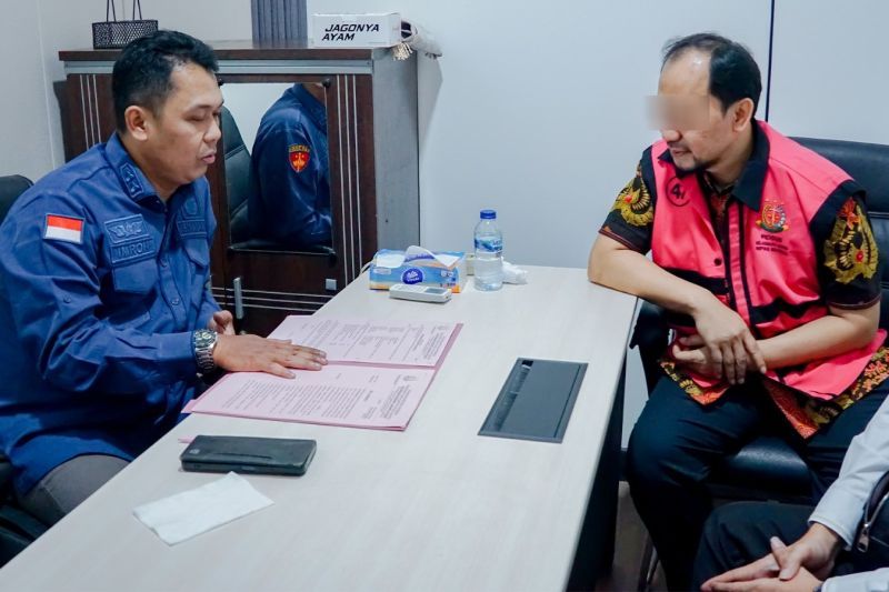 Kejagung limpahkan tersangka TPPU suap Zarof Ricar ke Kejari Jakpus