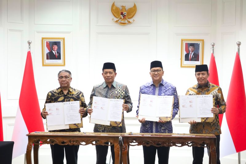 Baznas, Danantara, Kemenkop, dan MES sepakati MoU ekosistem zakat