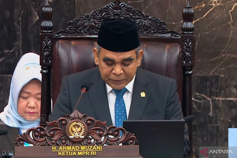 Ketua MPR: Indonesia bisa bertahan karena kekuatan rakyat bersatu
