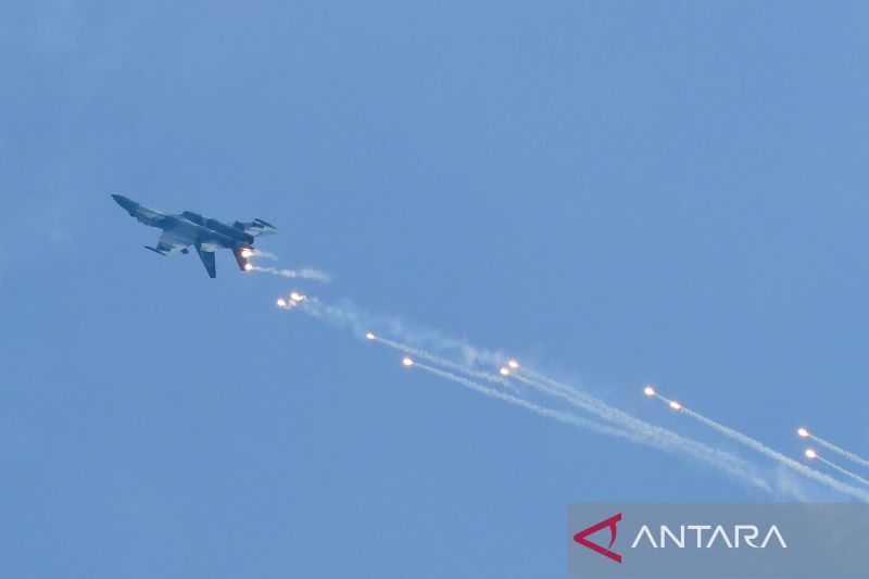 Sebanyak 81 alutsista udara gladi bersih Sabtu jelang HUT RI