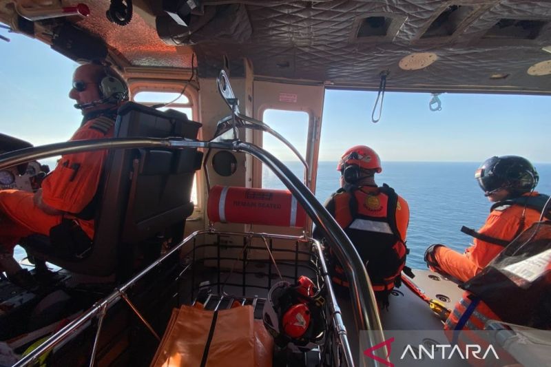 Tim SAR kerahkan tiga kapal dan helikopter cari korban KMP Yasmin