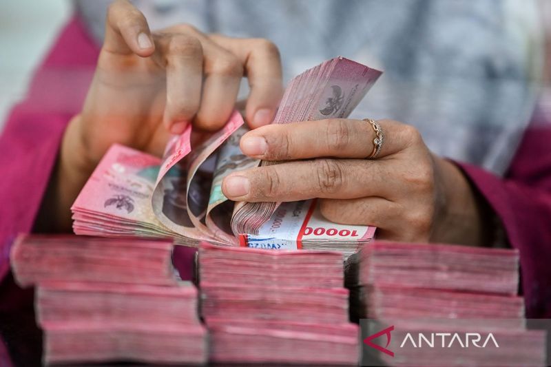 Rupiah pada Selasa pagi menguat jadi Rp17.798 per dolar AS