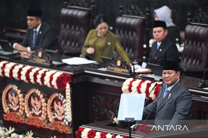 Prabowo puji kecepatan MA selesaikan perkara hingga akses digital MK