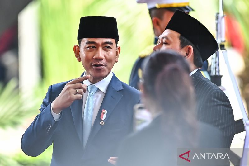 Kemarin, jas "slim fit" Gibran hingga spesifikasi Poco F9 Pro