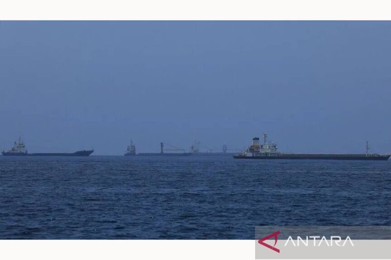 Menlu G7 desak Houthi hentikan serang kapal kargo