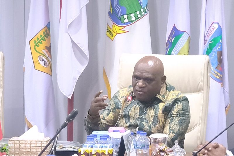 Pigai: Jaga keamanan Papua Tengah harus tetap humanis