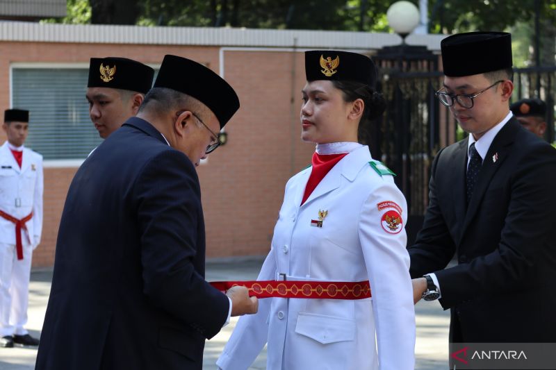 KBRI Beijing kukuhkan sepuluh orang Paskibra 2026