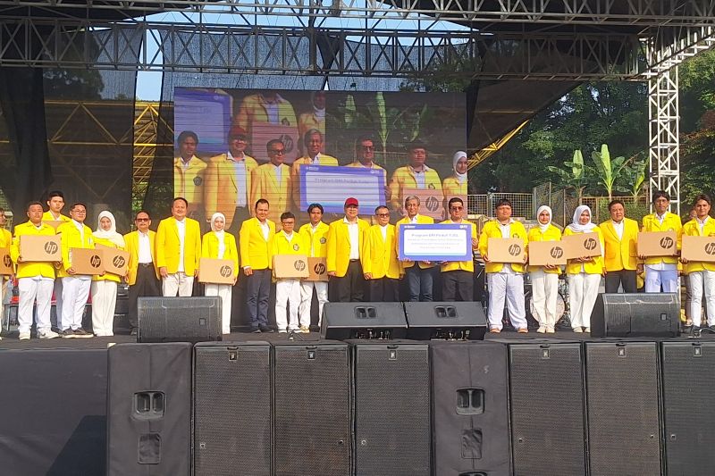20 mahasiswa baru Ui yang kurang mampu peroleh bantuan laptop