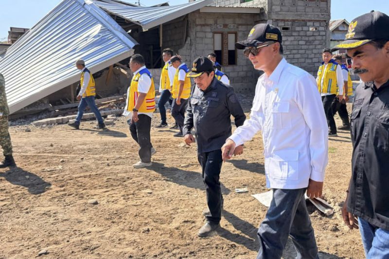 Menteri PU tegaskan kementerian siap siaga selama tanggap darurat NTT