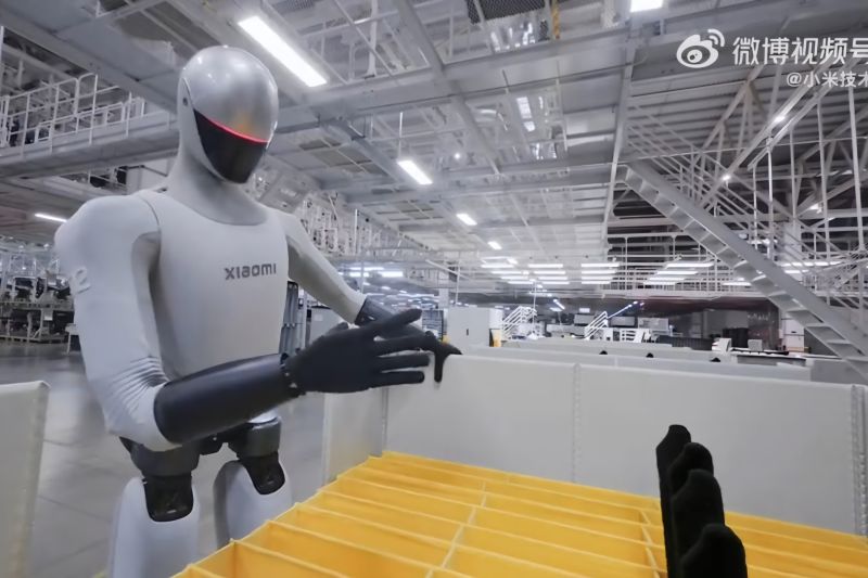 Xiaomi debutkan robot humanoid di panggung World Robot Conferece 2026