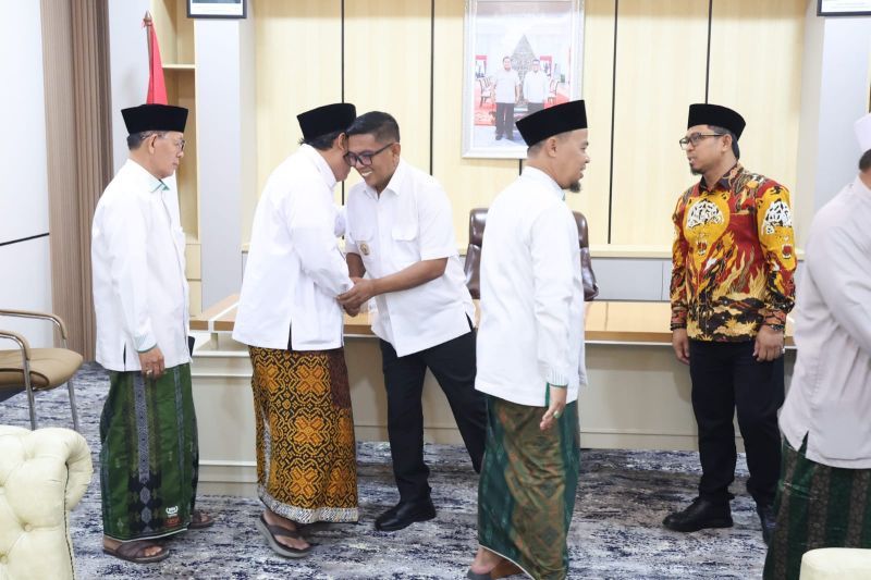 Gubernur minta PWNU Banten jaga kekompakan jelang Muktamar Ke-35 NU