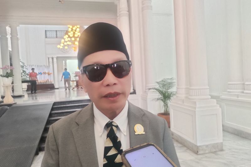 DPRD Jabar desak KDM imbangi pembangunan fisik dan isu kemiskinan