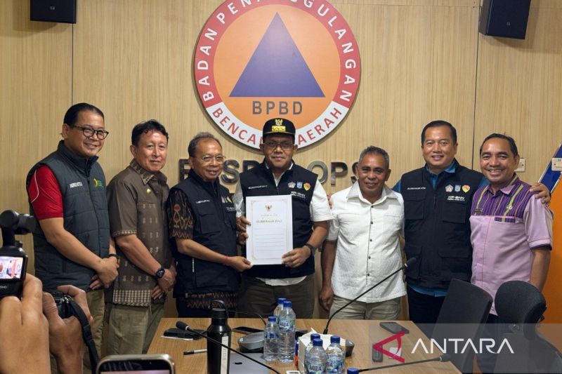 Gubernur NTB dan Bali tinjau korban gempa NTT bentuk solidaritas