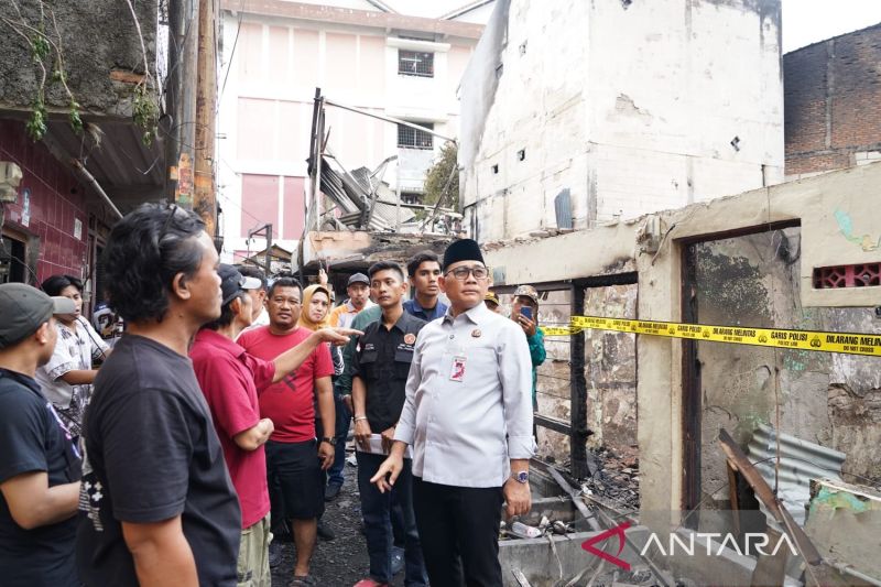 Wali Kota Jakpus ingatkan warga waspadai kebakaran saat kemarau