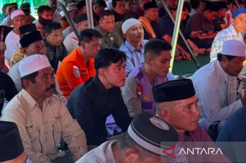 Kemarin, Gibran di NTT hingga TNI bantu modifikasi cuaca di Kalimantan