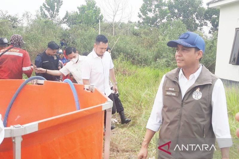 Menhut minta tambah sumur bor atasi krisis air tanggulangi karhutla