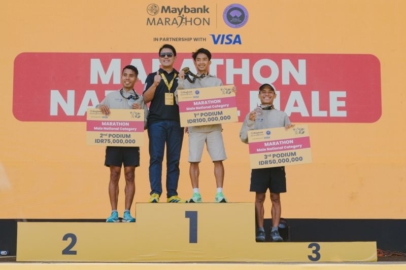 Robi Syianturi lelang jersei Maybank Marathon 2026 untuk NTT