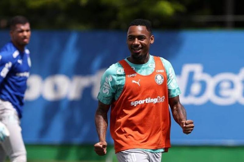 Manchester City sepakati transfer Allan Elias