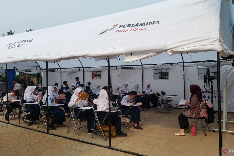 Tenda darurat Pertamina pulihkan belajar pagi siswa SMPN 19 Bengkulu