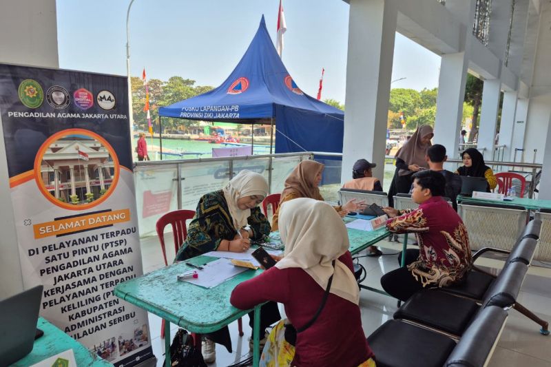 Pemkab Kepulauan Seribu "jemput bola" layanan perizinan di Pulau Pari