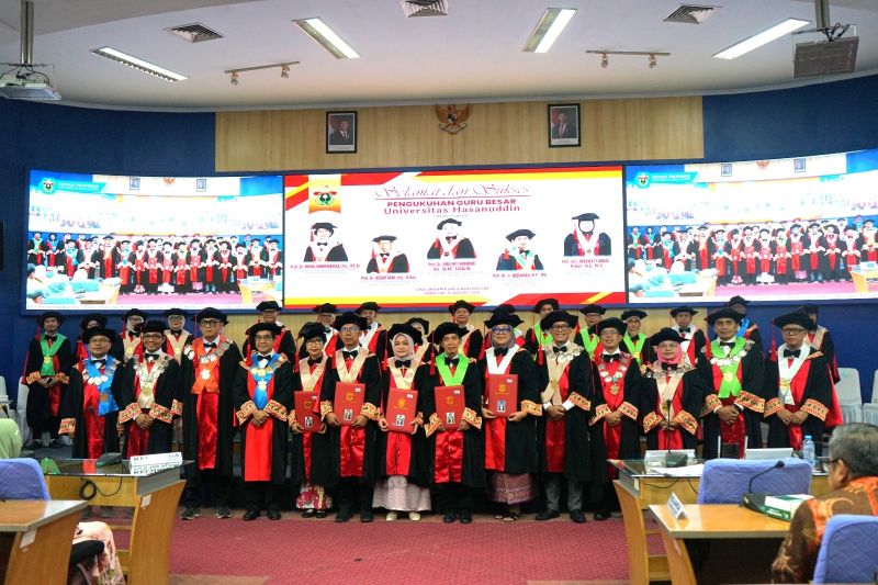 Rektor Unhas: Guru Besar jangan berhenti berdampak bagi masyarakat