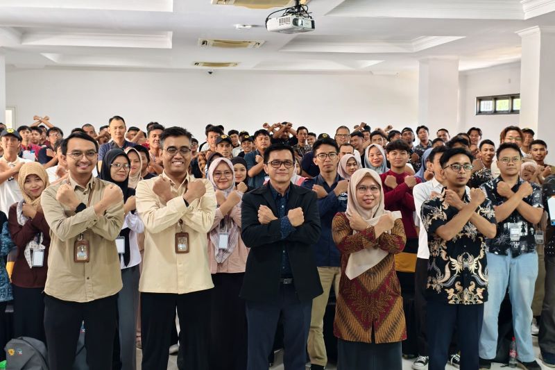 Kemenko Pemberdayaan Masyarakat pastikan SMK Go Global berjalan baik