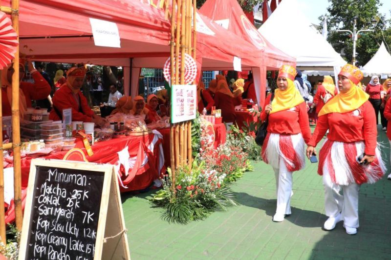 Dekranasda Jaksel bantu 40 pelaku UMKM promosikan produk