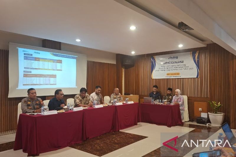 Serapan beras Bulog Kalbar capai 100 persen dari target 5.100 ton