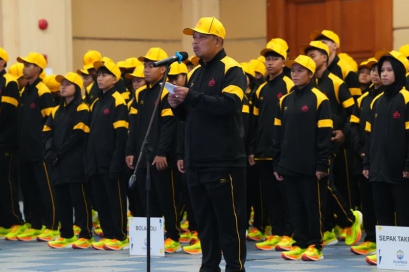 Jakbar berangkatkan 208 atlet pelajar untuk POPPROV DKI 2026
