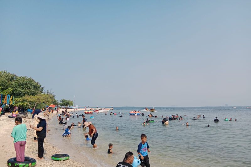 Ribuan wisatawan kunjungi Kepulauan Seribu saat libur Maulid Nabi