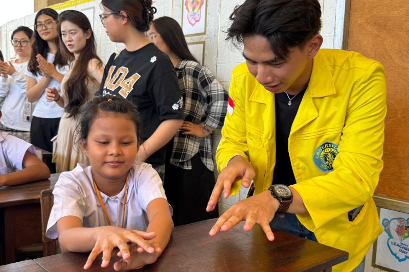 UI ajarkan cara cuci tangan kepada 200 anak migran Myanmar di Thailand