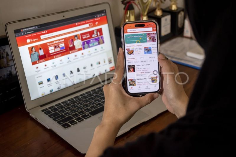Kementerian UMKM ungkap alur potongan biaya lokapasar 50 persen
