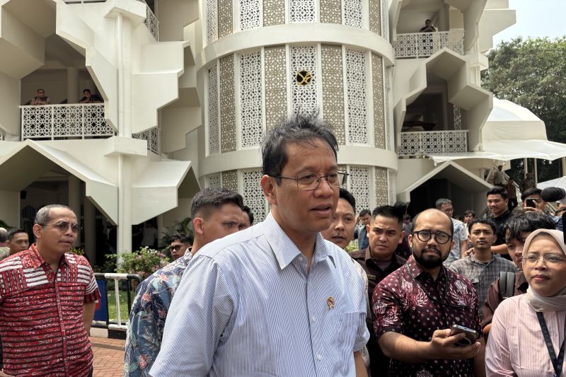 Menkeu Purbaya siapkan alat pendeteksi pita cukai palsu