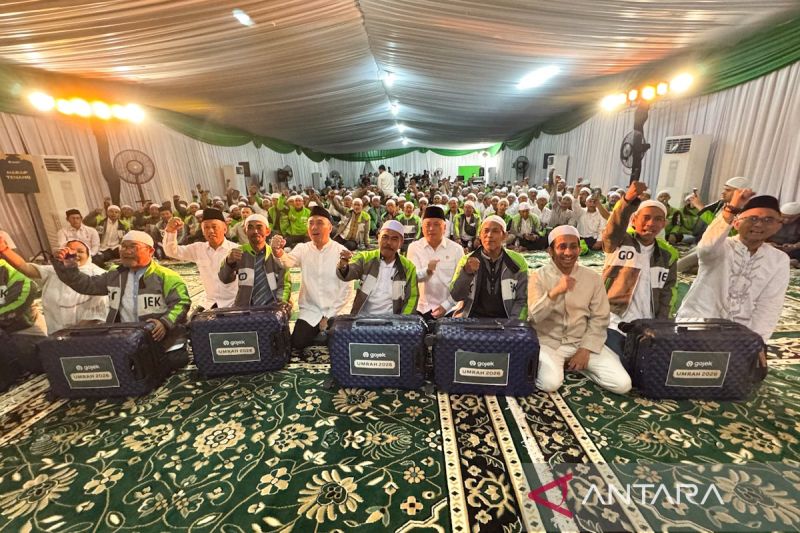Menhub dukung Gojek sejahterakan mitra lewat umrah 70 driver legend