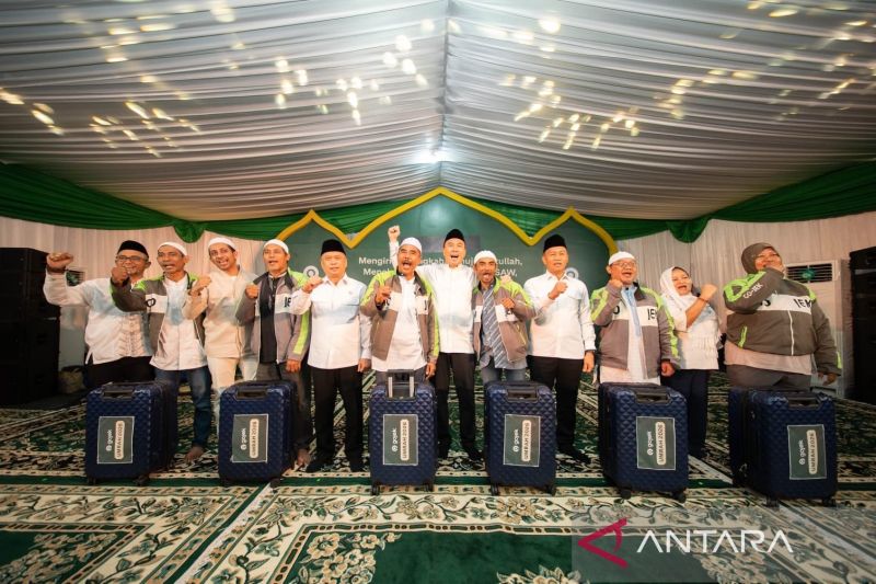 Menteri Perhubungan apresiasi Gojek berangkatkan mitra pengemudi umrah
