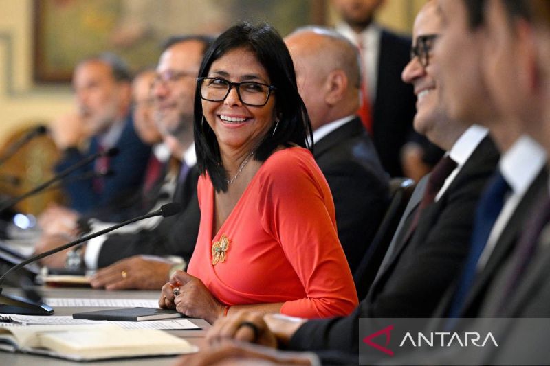Trump dorong Venezuela adakan pemilu saat bertemu Delcy Rodriguez