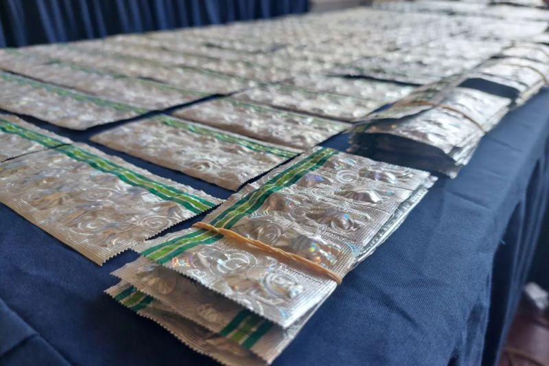Pemkot Jaktim edukasi warga cerdas dan aman menggunakan obat