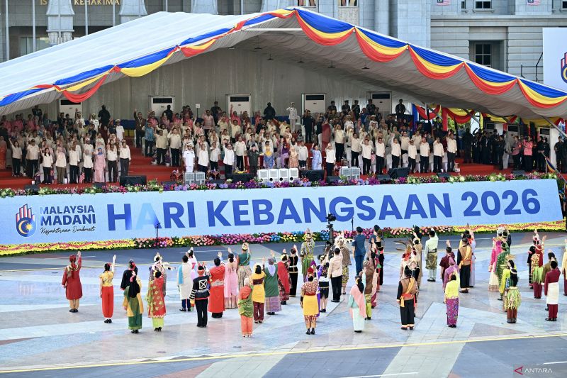 Pawai dan parade meriahkan peringatan Hari Kebangsaan Ke-69 Malaysia