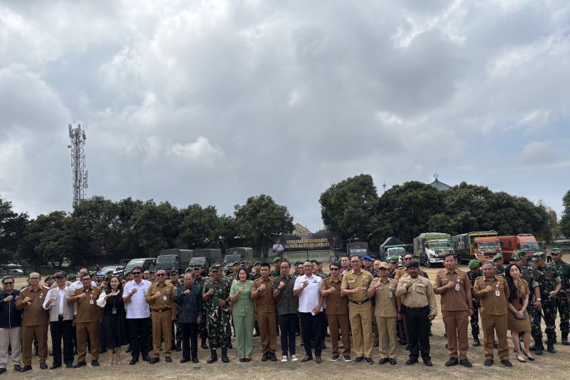 Bali salurkan 9 truk logistik bantuan lanjutan buat NTT
