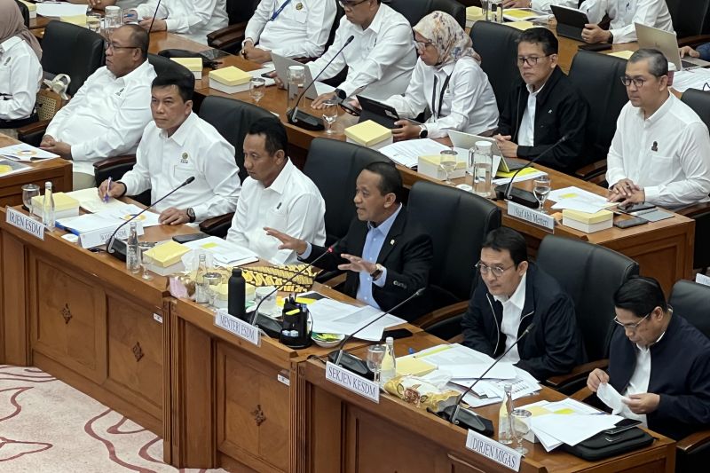 Bahlil usulkan subsidi listrik naik pada 2027 jadi Rp117,84 triliun
