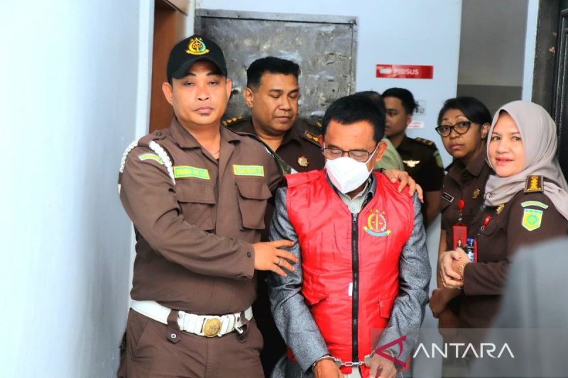 Kejati Maluku tahan eks Kadis PUPR kasus air bersih Haruku